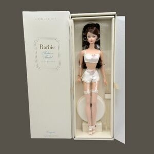 BARBIE 2000 Brunette Fashion Model  Lingerie Silkstone #2 Error on Box